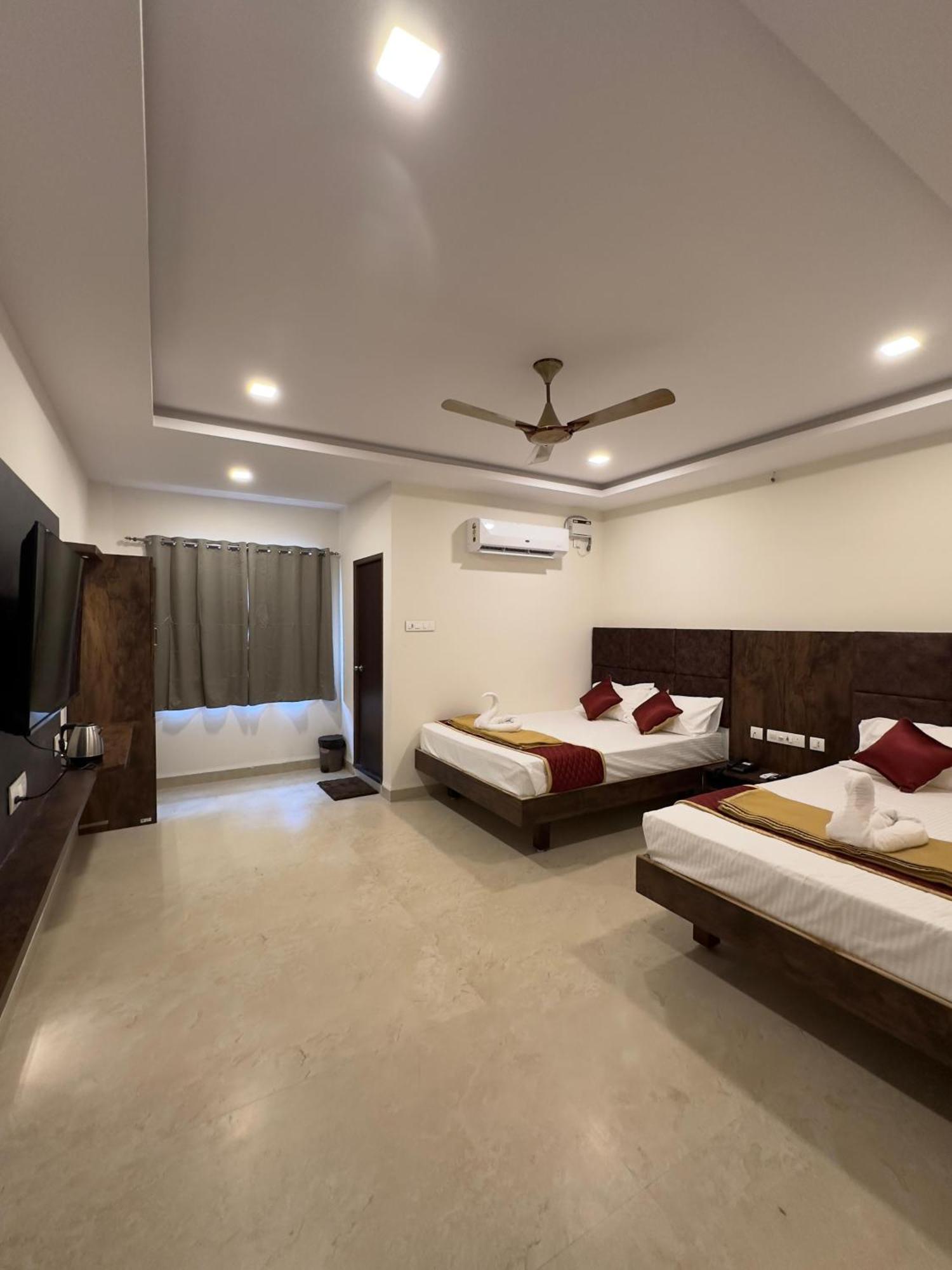 Arudra Residency Hotel Tiruvannamalai Exterior photo